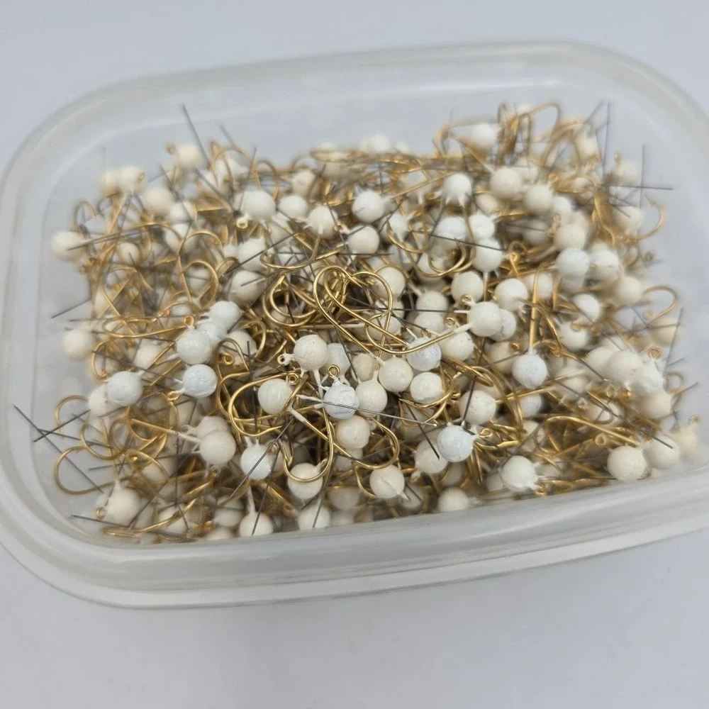 3 lbs Of Jig Heads White #4? Gold Weedless Hooks